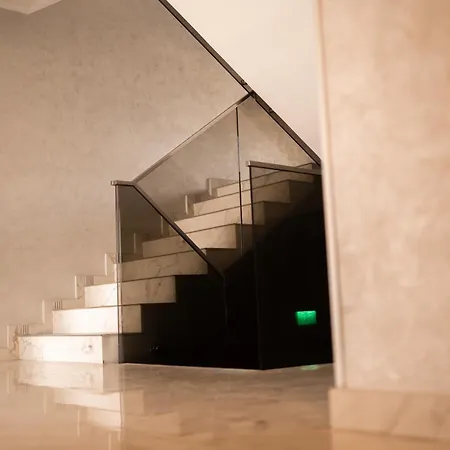 Tudor By Dedal 4* ナボダリ