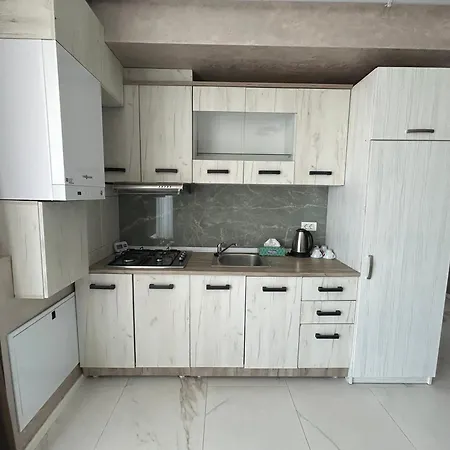 Tudor By Dedal アパートホテル ナボダリ